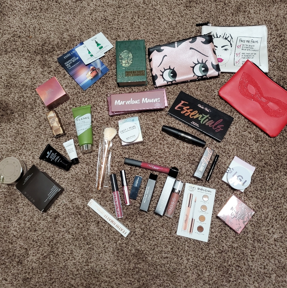 30pc Luxury Beauty Bundle